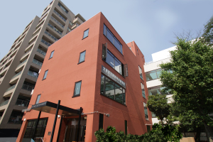 真砂中央図書館の外観