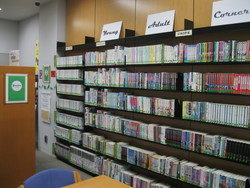 本郷図書館のYAコーナーの画像1