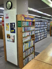 ティーンズコーナー前景写真1